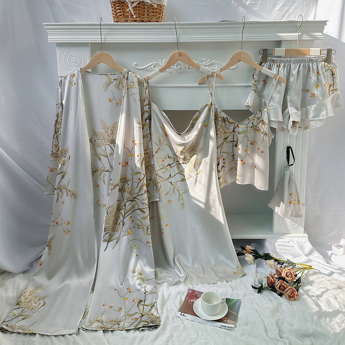 Home wear simple five piece set with printed cherry pajamas, women's thin nightgown, camisole shorts, camisole skirt set Home wear simple five piece set with printed cherry pajamas, women's thin nightgown, camisole shorts, camisole skirt set