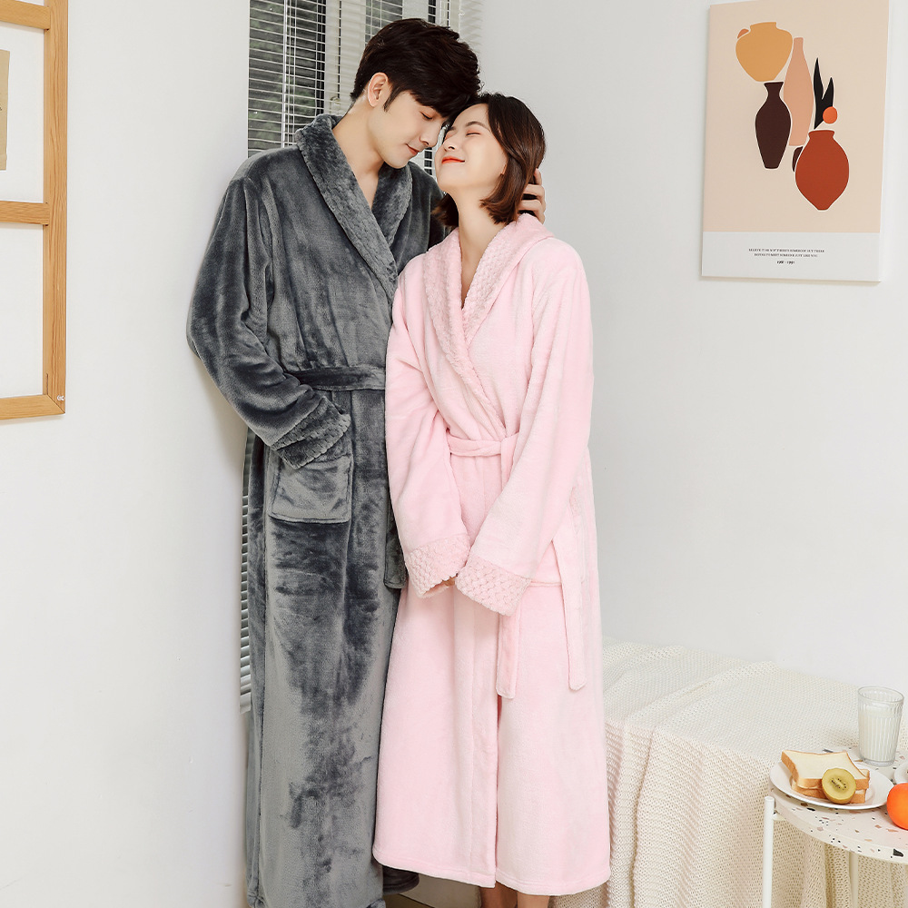 Factory special price couple flannel nightgown, winter thick warm home clothes, men's and women's bathrobes, long coral fleece pajamas Factory special price couple flannel nightgown, winter thick warm home clothes, men's and women's bathrobes, long coral fleece pajamas