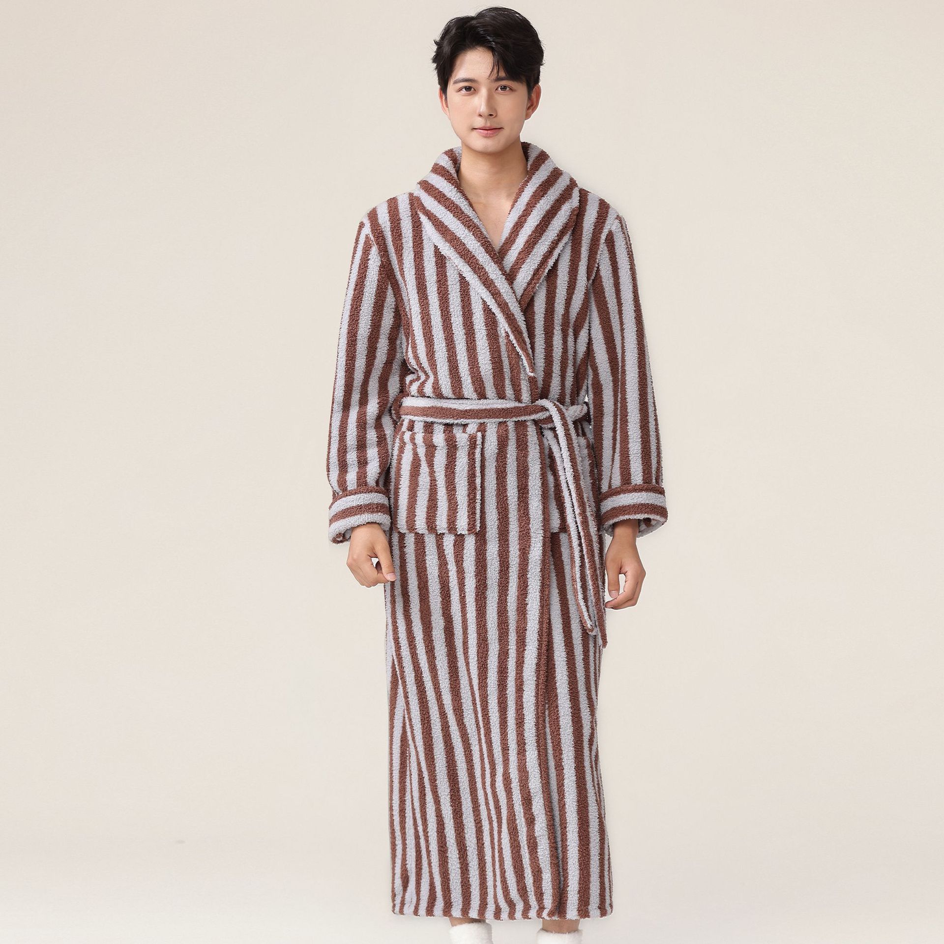 2025 new stock autumn and winter women's sleepwear, rice grain velvet thickened warm nightgown, couple coral velvet bathrobe 2025 new stock autumn and winter women's sleepwear, rice grain velvet thickened warm nightgown, couple coral velvet bathrobe