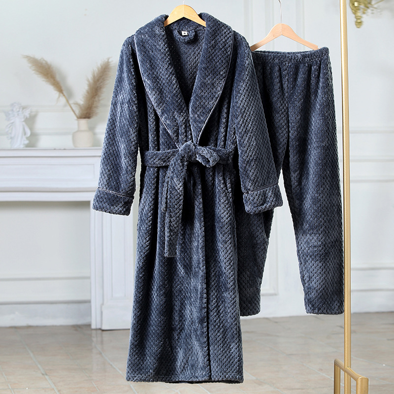 Autumn and winter flannel comfortable long warm couple sleepwear and pants set with thick flannel women's nightgown and home clothes Autumn and winter flannel comfortable long warm couple sleepwear and pants set with thick flannel women's nightgown and home clothes