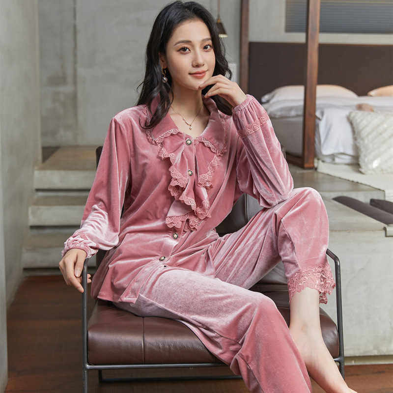 Golden Velvet Pajama Women's Winter New High End Long Sleeve Large Size Set Spring and Autumn French Light Luxury Retro Home Clothing