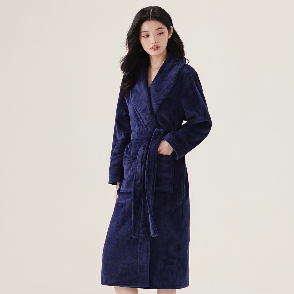 Factory special price couple flannel nightgown, winter thick warm home clothes, men's and women's bathrobes, long coral fleece pajamas Factory special price couple flannel nightgown, winter thick warm home clothes, men's and women's bathrobes, long coral fleece pajamas