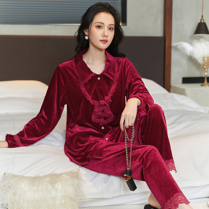 Golden Velvet Pajama Women's Winter New High End Long Sleeve Large Size Set Spring and Autumn French Light Luxury Retro Home Clothing Golden Velvet Pajama Women's Winter New High End Long Sleeve Large Size Set Spring and Autumn French Light Luxury Retro Home Clothing