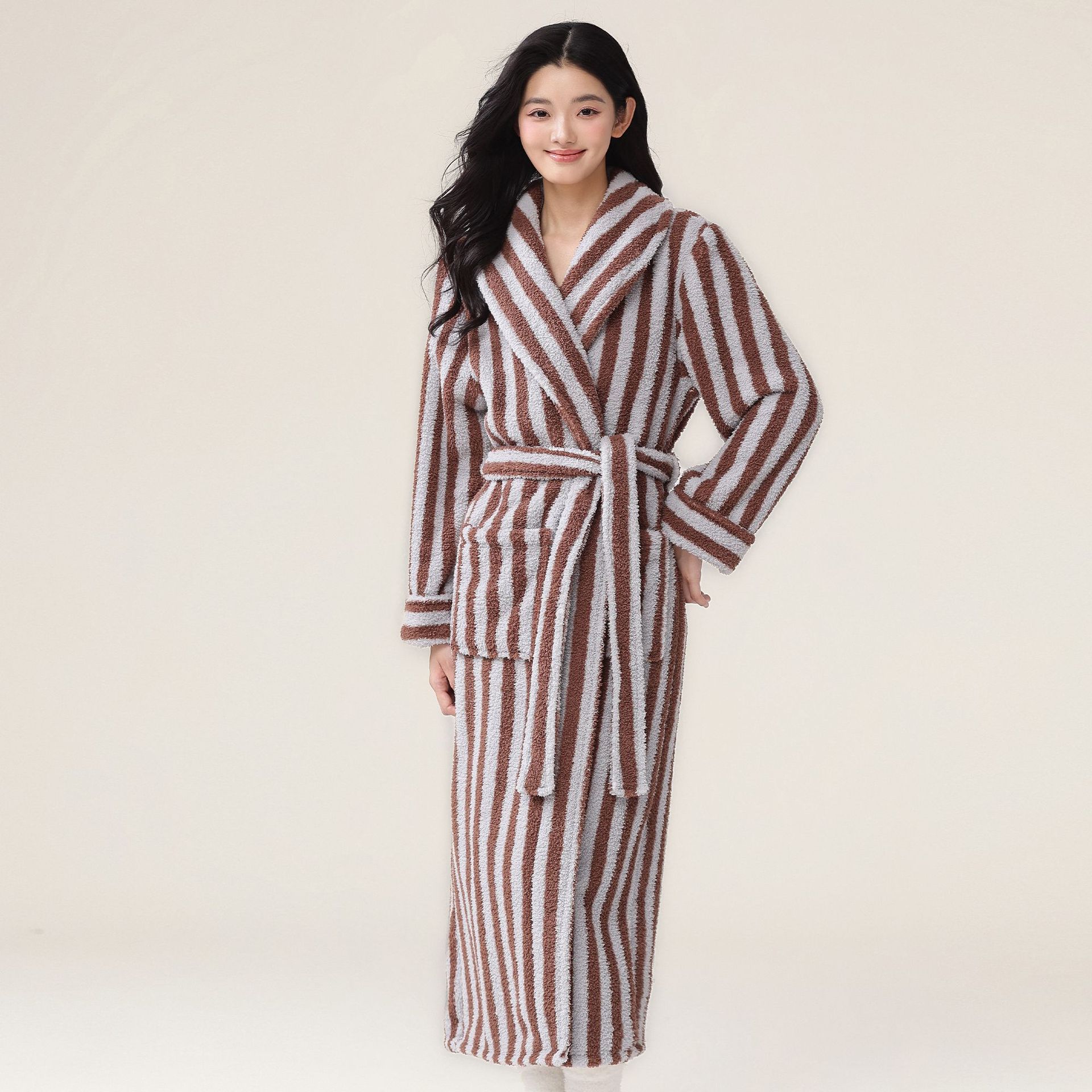 2025 new stock autumn and winter women's sleepwear, rice grain velvet thickened warm nightgown, couple coral velvet bathrobe 2025 new stock autumn and winter women's sleepwear, rice grain velvet thickened warm nightgown, couple coral velvet bathrobe