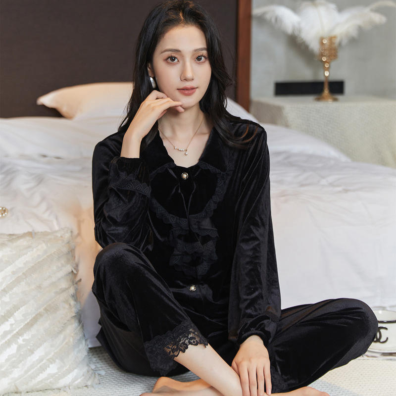 Golden Velvet Pajama Women's Winter New High End Long Sleeve Large Size Set Spring and Autumn French Light Luxury Retro Home Clothing Golden Velvet Pajama Women's Winter New High End Long Sleeve Large Size Set Spring and Autumn French Light Luxury Retro Home Clothing