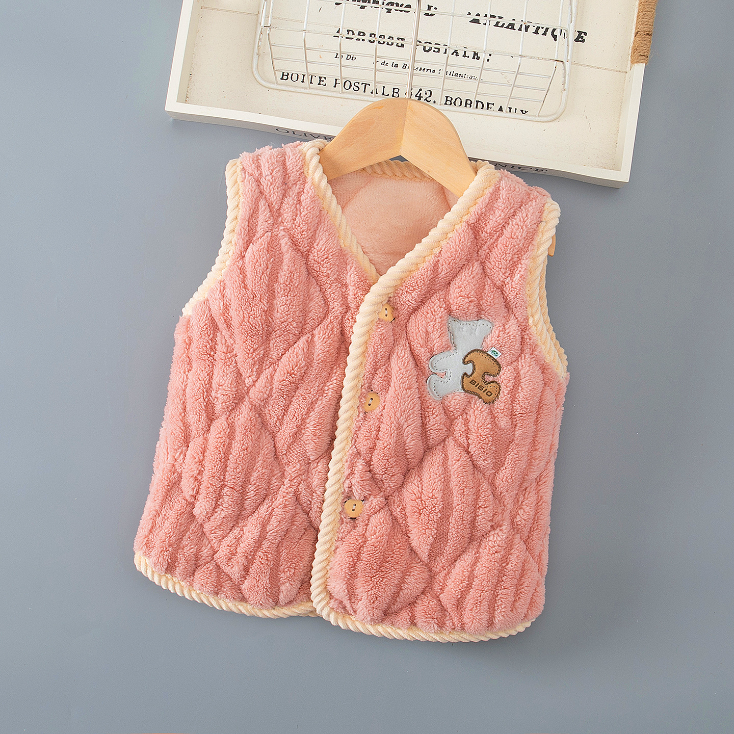 Girls and boys' cotton flannel vest, thick baby vest, autumn and winter children's coral fleece home clothes