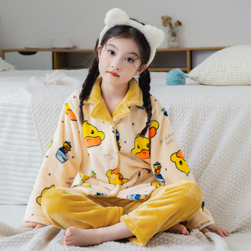 Children's flannel pajamas, boys' autumn and winter thick medium to large children's and boys' coral fleece long sleeved warm home clothes