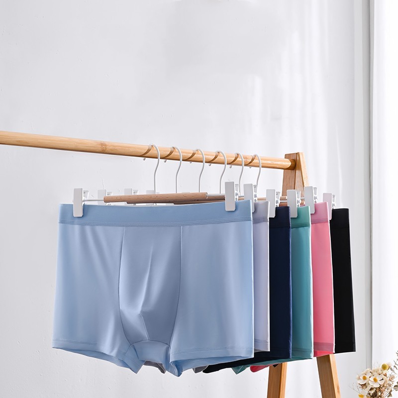 Ice silk men's underwear with breathable crotch, solid color cotton flat corner shorts, mid waist breathable and loose four corner waistband for men