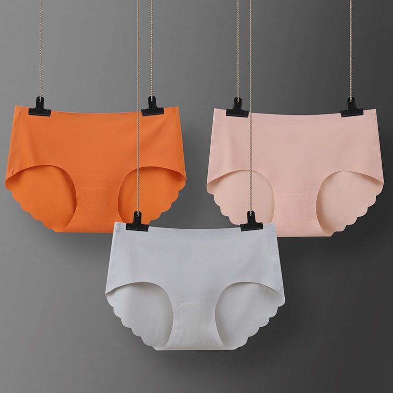 Latex underwear for young women, new ice silk breathable track free, hip lifting, mid waist Modal triangle pants