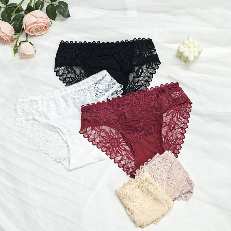 European and American low waisted seamless underwear for women, Japanese cute lace cross-border light luxury tempting transparent sexy girl triangle pants
