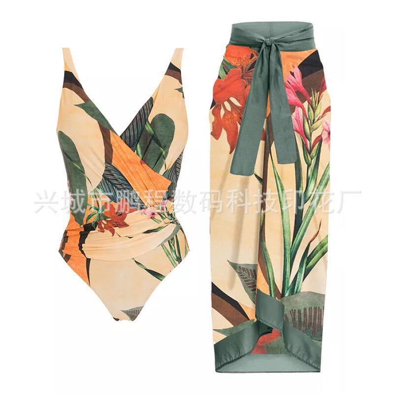 2024 European and American conjoined conservative belly covering slimming vacation beach hot spring swimsuit French retro conjoined bikini