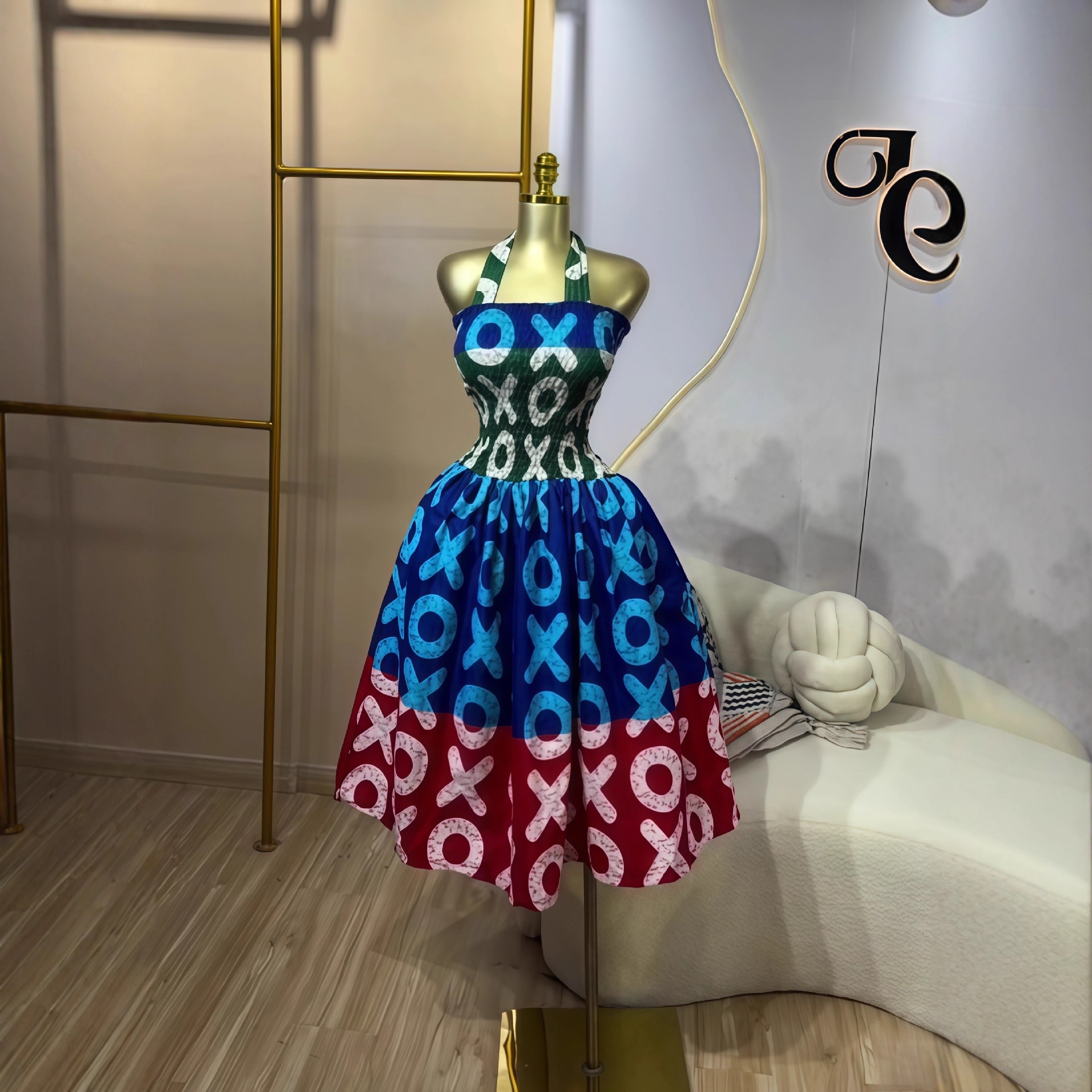 European and American cross-border women's clothing 2025 winter new sleeveless strapless hanging neck printed pleated personalized dress