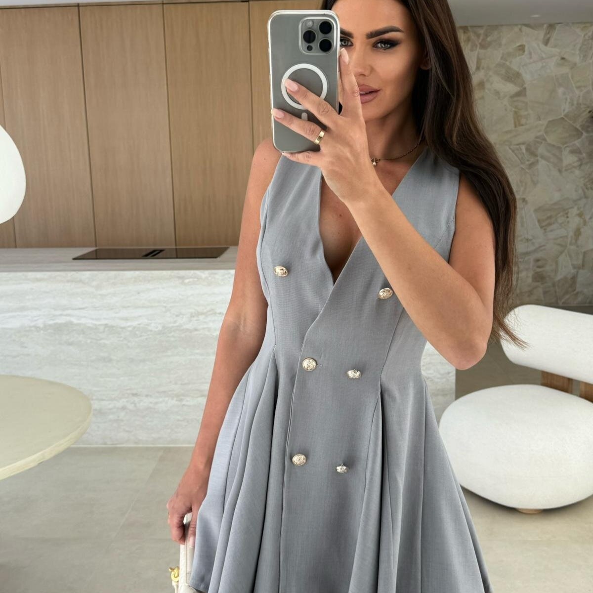 In the summer of 2025, cross-border Amazon AliExpress offers a large number of new solid color summer dresses in stock