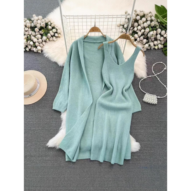 Soft and lazy style versatile loose medium to long knitted sweater jacket two-piece set, V-neck vest, hip hugging dress