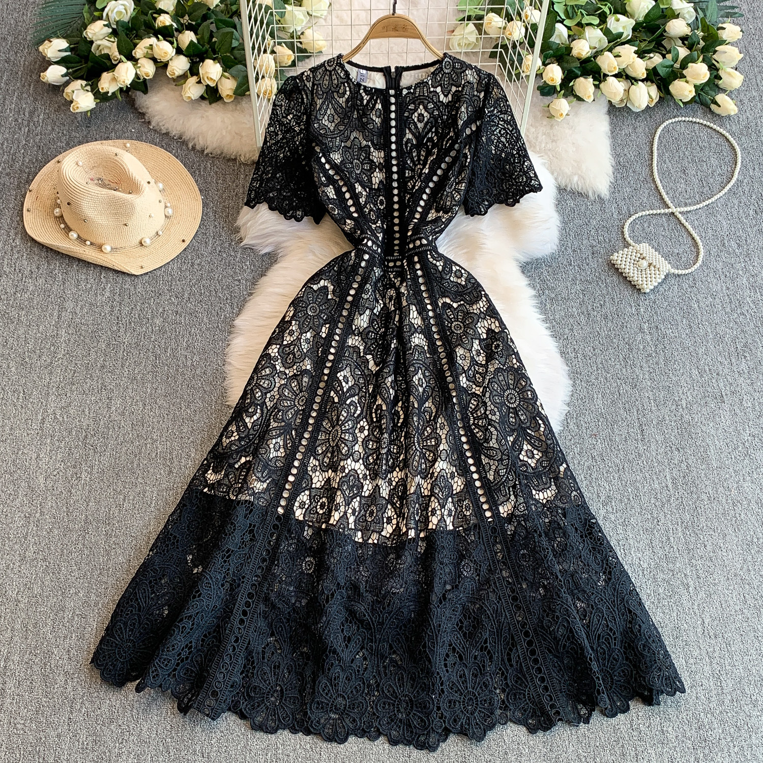 High end socialite exquisite water-soluble lace round neck dress, women's summer waist cinching slimming and elegant long skirt