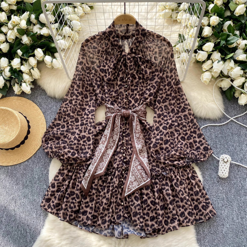European and American style niche western-style dress, women's fashionable scarf tie, waist cinching lantern sleeve, leopard print mesh A-line short skirt