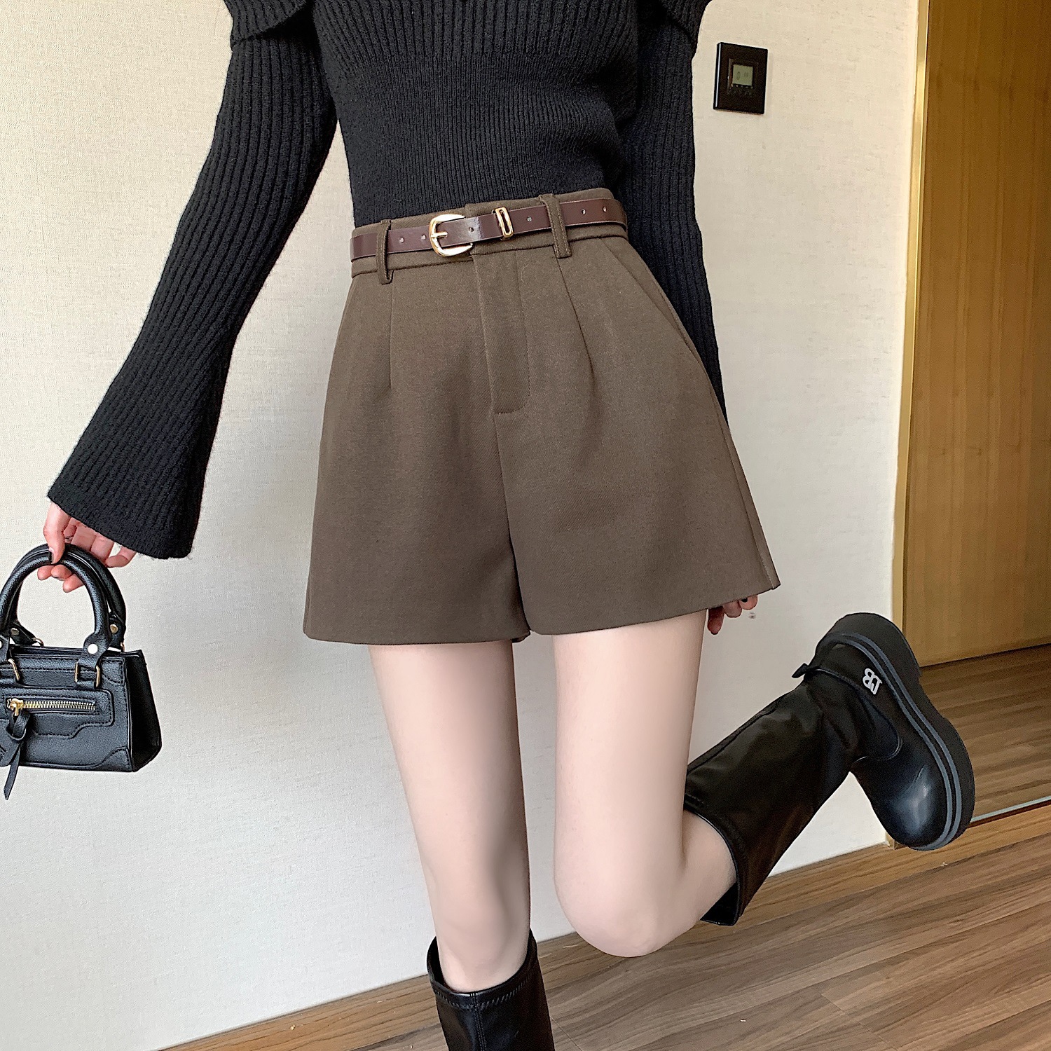 Large coffee colored woolen wide leg pants for women in winter, warm pants skirt, small A-line shorts, outerwear boots, pants, skirts and pants