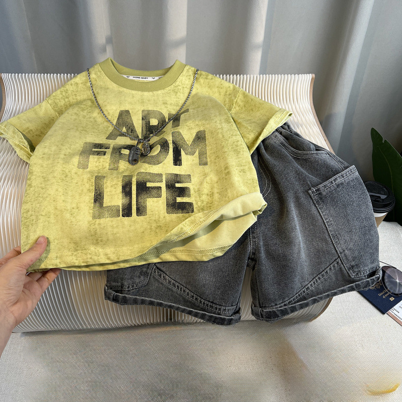 Korean children's clothing boys' summer outfit set 2025 new trendy and cool children's short sleeved boys' baby handsome summer clothes