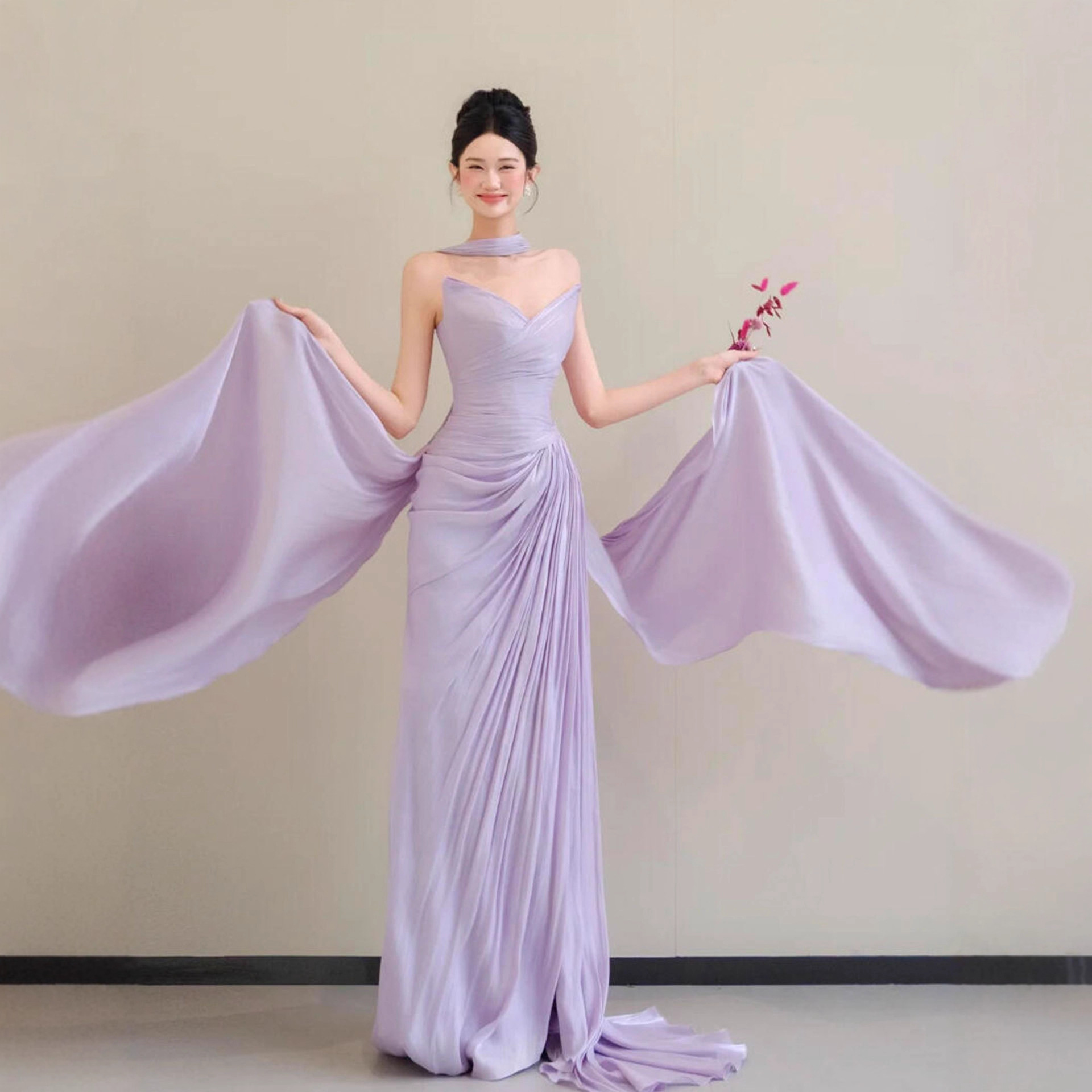 Cross border source wedding license, light wedding dress, niche design, annual meeting, banquet, birthday party, evening dress, European and American foreign trade