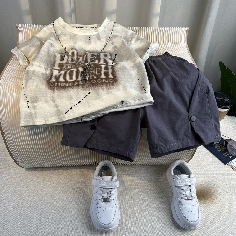 Boys' summer outfit set 2025 new handsome baby short sleeved T-shirt two-piece set summer children's thin breathable clothes