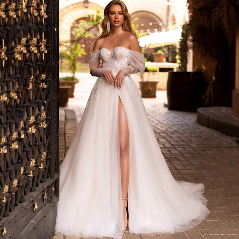 One shoulder light wedding dress, Forest series 2025 new model, bride simple slit, shiny travel shot, small tail, soft gauze, slimming effect