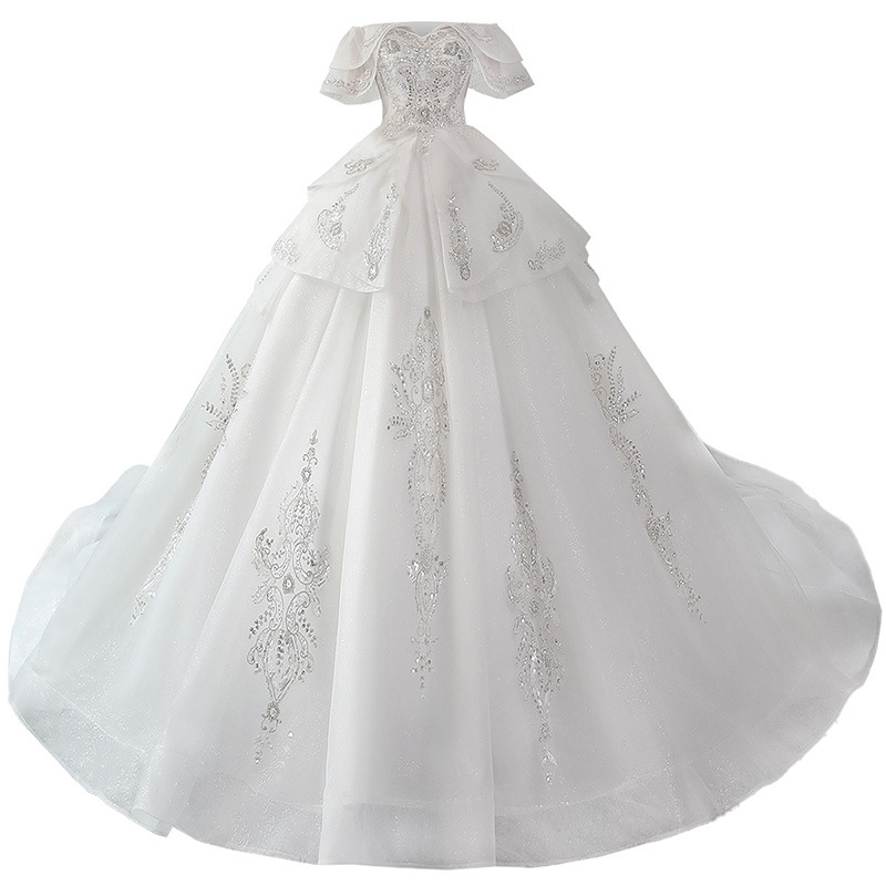 One shoulder main wedding dress, bride 2025 new style, female long tail, French heavy industry palace style, arm covering, plus size One shoulder main wedding dress, bride 2025 new style, female long tail, French heavy industry palace style, arm covering, plus size