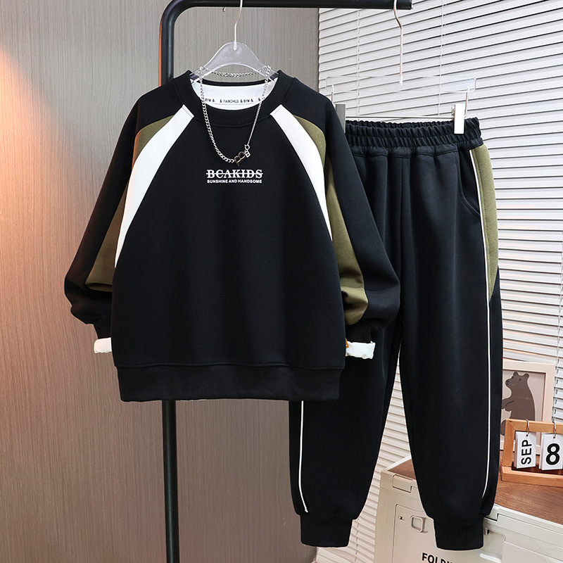 Boys' Spring and Autumn Leisure Hoodie Set 2025 New Fashionable Handsome Middle and Large Children's Korean Edition Color blocked Printed Two piece Set