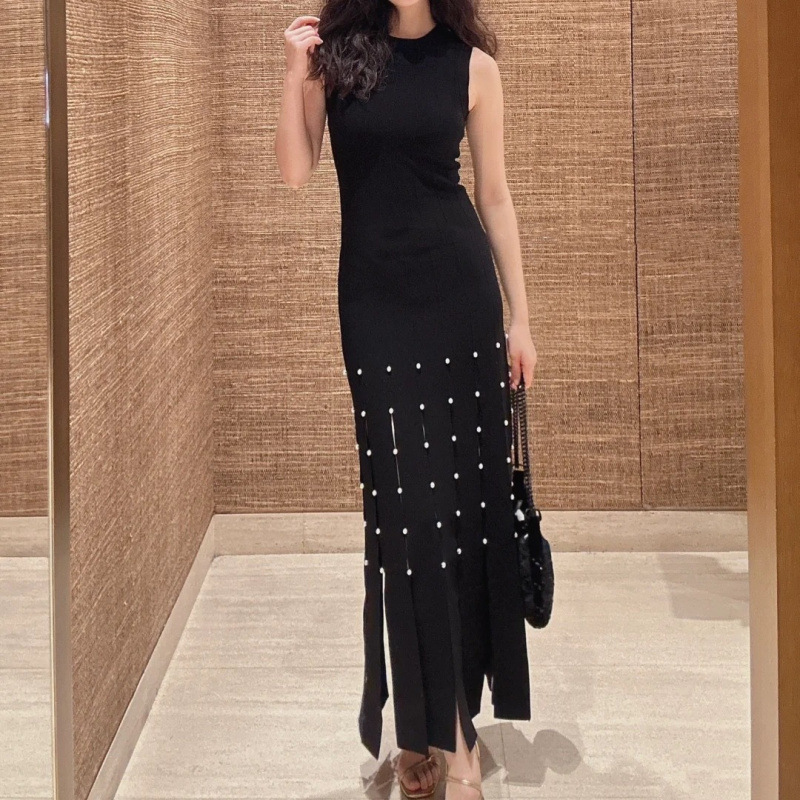 S Home 2026 New Summer French Fashion Style Flow Su Edge Pearl Waist Sleeveless Knitted Black Dress for Women