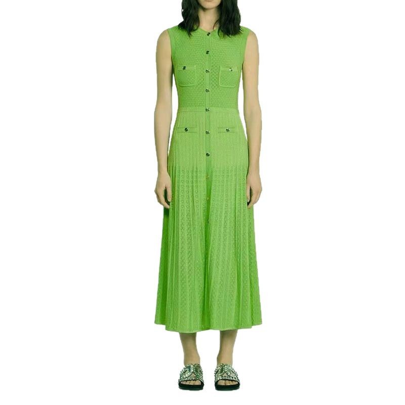 Cross border French style S Home 2025 summer new sleeveless knitted dress with hollowed out slim fit, small fragrance style, long style, small black Cross border French style S Home 2025 summer new sleeveless knitted dress with hollowed out slim fit, small fragrance style, long style, small black