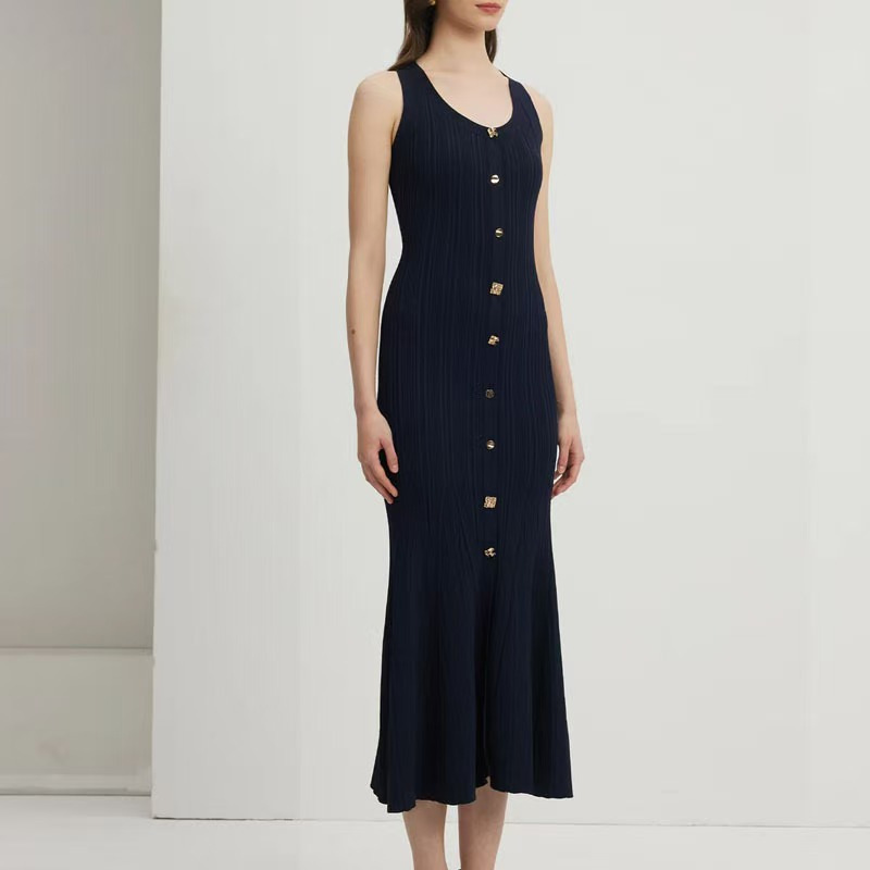 Foreign trade socialite summer round neck sleeveless dress with split button A-line long skirt for slimming effect, needle cinched waist woven dress