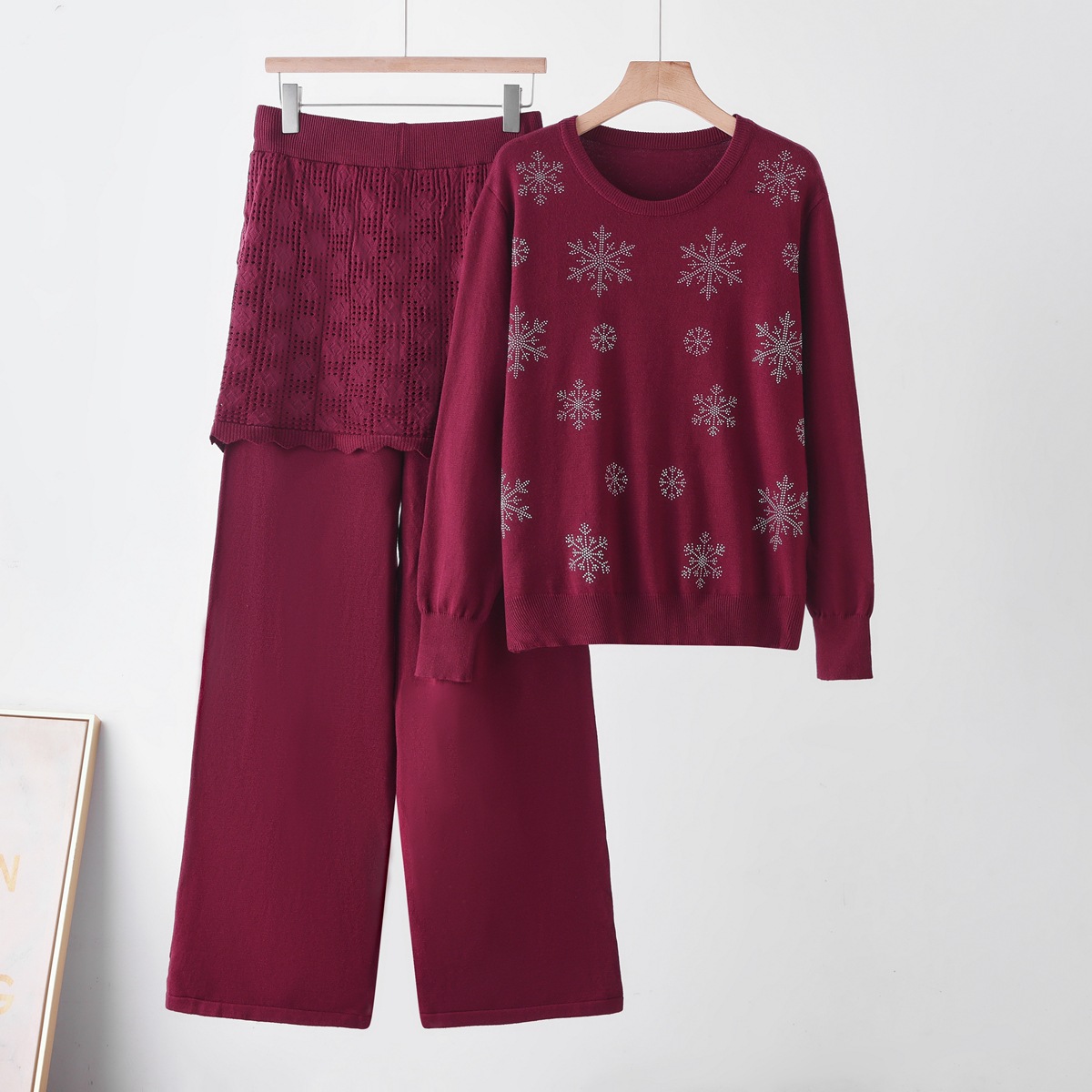 Autumn and Winter New Cross border Foreign Trade Lazy Style Hot Diamond Knitted Sweater Round Neck Butt Curtain Straight Tube Pants Knitted Two Piece Set for Women Autumn and Winter New Cross border Foreign Trade Lazy Style Hot Diamond Knitted Sweater Round Neck Butt Curtain Straight Tube Pants Knitted Two Piece Set for Women