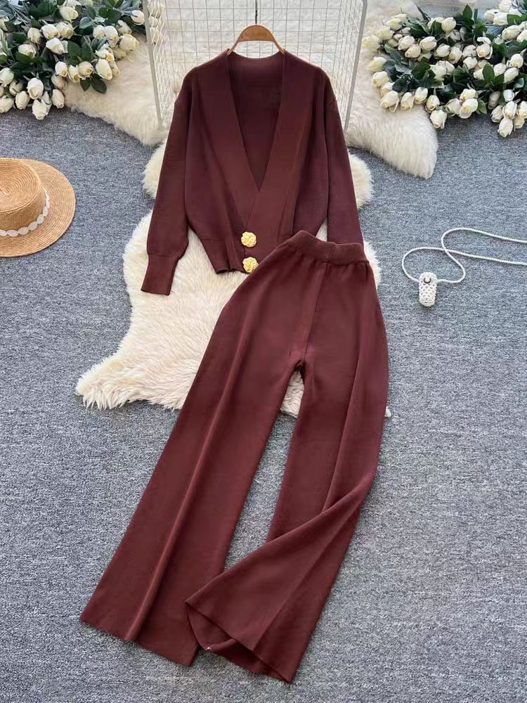 Lazy commuting style knitted V-neck cardigan wide leg pants two-piece set for women's autumn high-end feeling slimming versatile set Lazy commuting style knitted V-neck cardigan wide leg pants two-piece set for women's autumn high-end feeling slimming versatile set