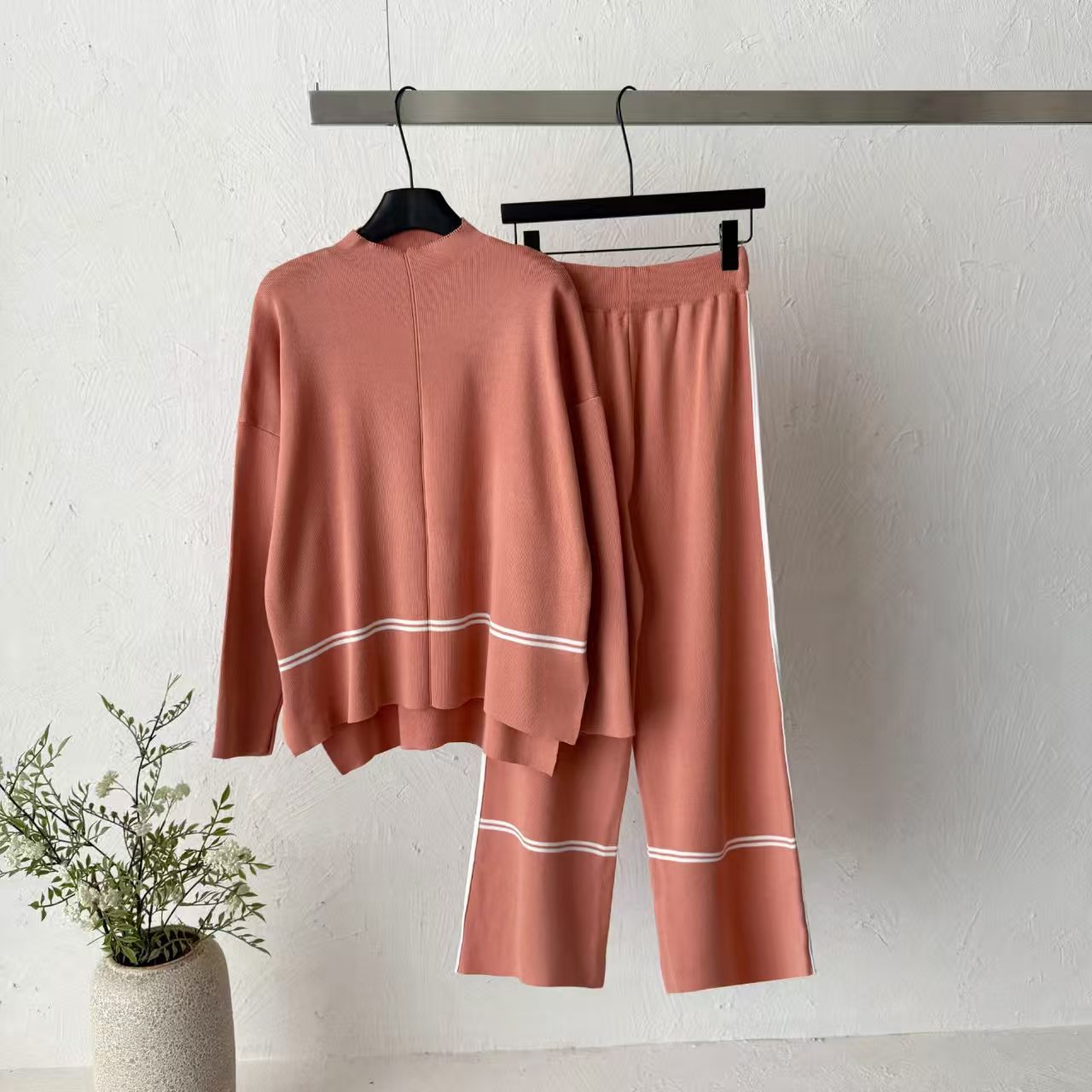 Cross border high-end contrasting striped knitted suit for women's spring and summer half neck wide leg pants two-piece set, lazy style outfit Cross border high-end contrasting striped knitted suit for women's spring and summer half neck wide leg pants two-piece set, lazy style outfit