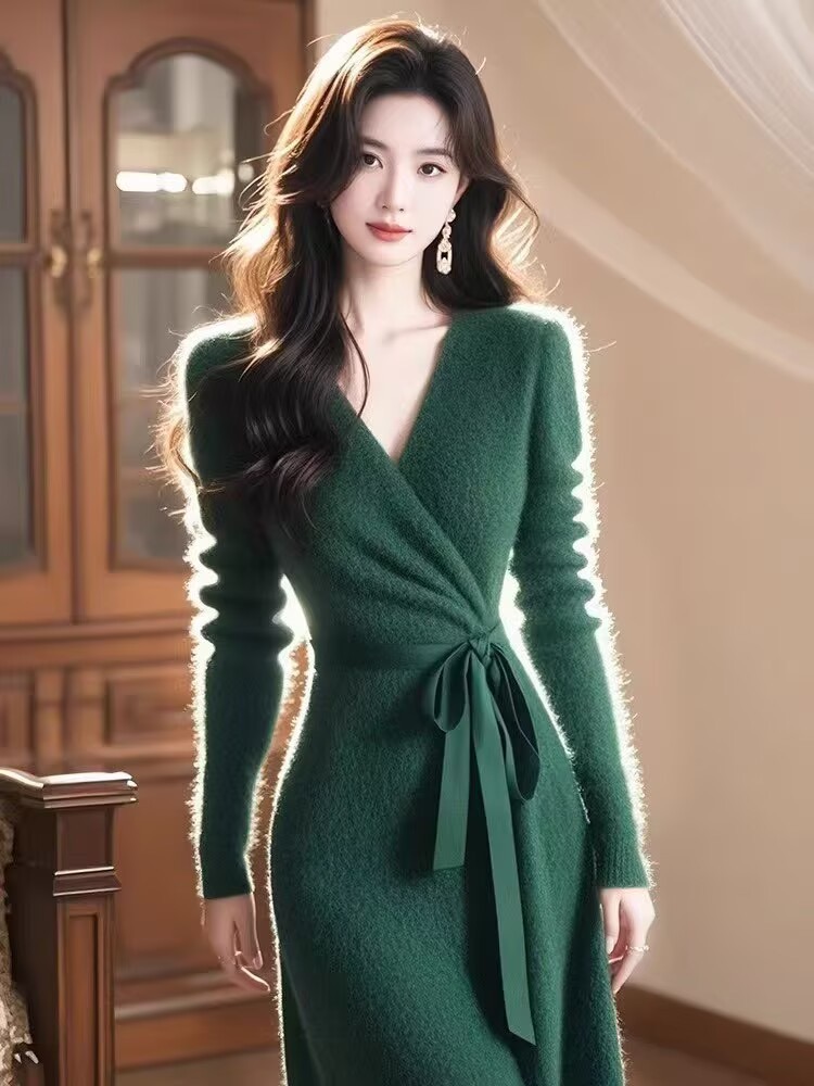 Korean high-end imitation mink fur light luxury V-neck lace up knitted sweater dress with autumn and winter temperament, high waist and cinched waist Korean high-end imitation mink fur light luxury V-neck lace up knitted sweater dress with autumn and winter temperament, high waist and cinched waist