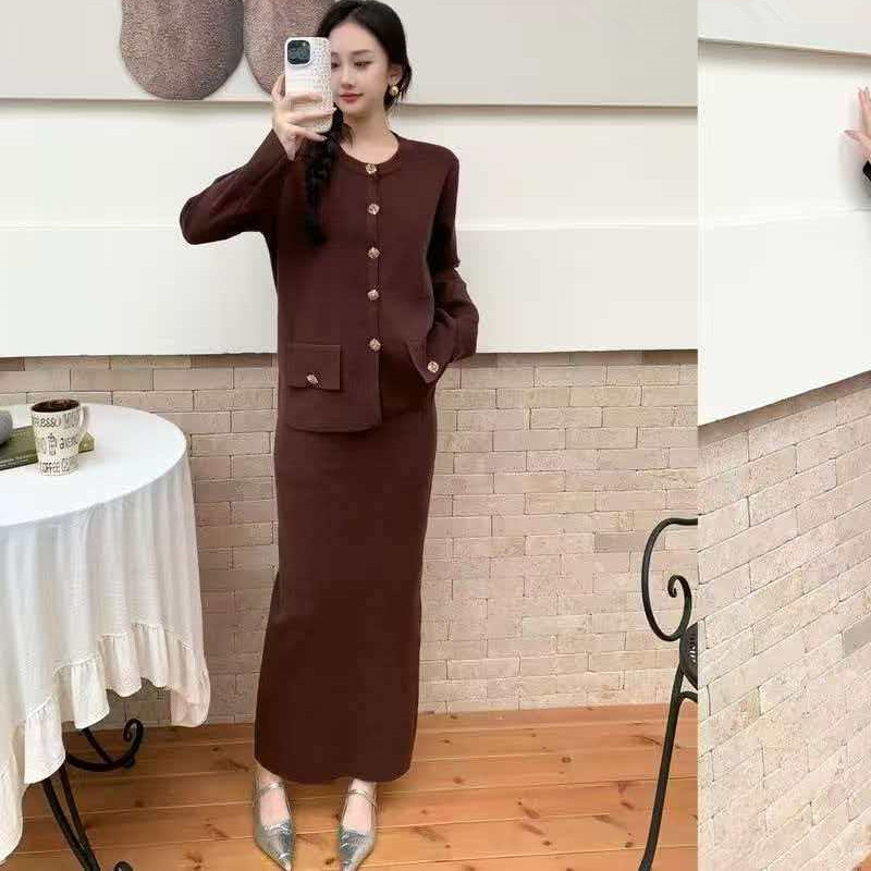 Cross border Spring and Autumn new 2026 fashionable temperament half skirt cardigan set women's western-style round neck knitted jacket