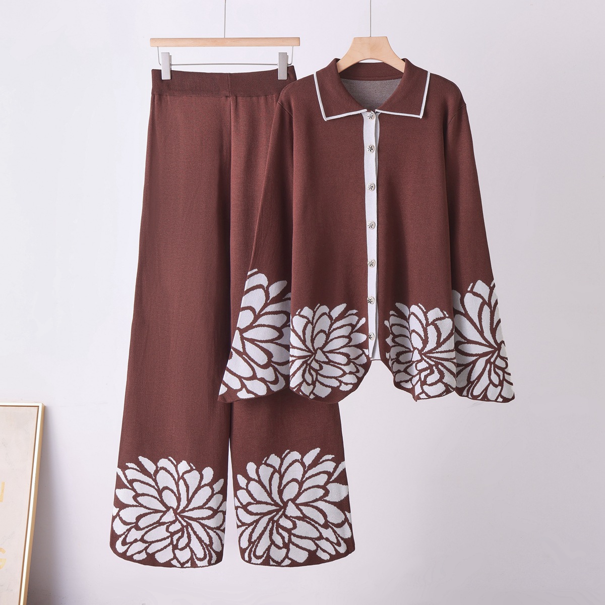 New popular floral jacquard knitted two-piece set for cross-border foreign trade, oversized loose collar long sleeved top, wide leg pants