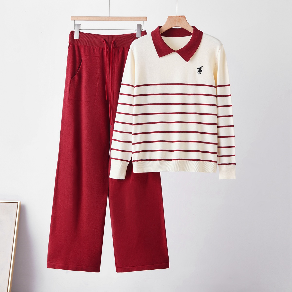 Foreign trade autumn and winter new fashion collar striped knitted suit, feminine temperament, loose wide leg pants, sweater two-piece set, trendy