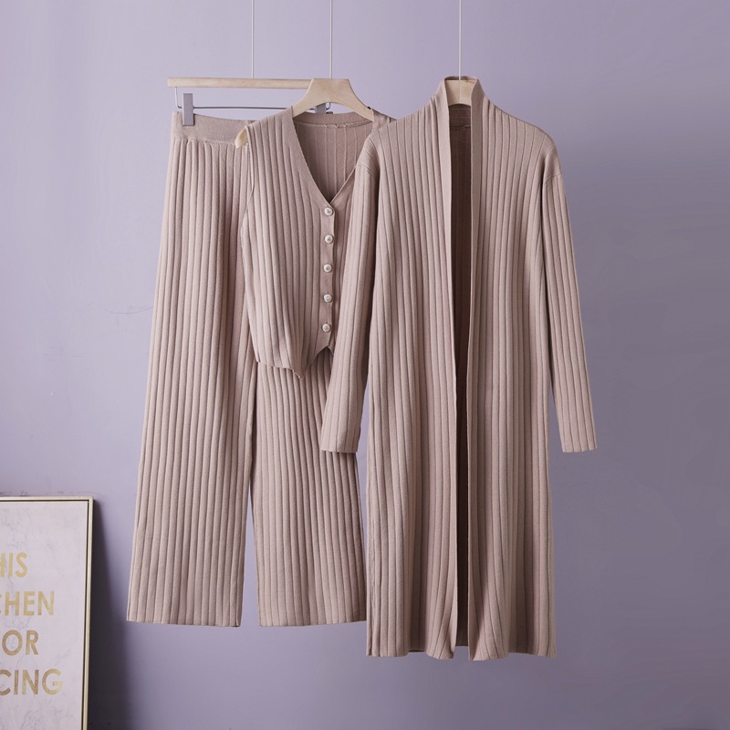Cross border autumn and winter knitted cardigan women's new Korean version lazy style loose soft and sticky sweater vest three piece set for women
