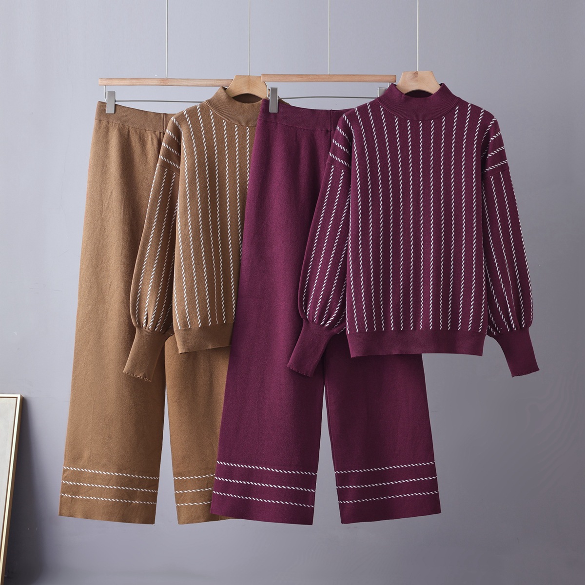 Color blocking bat sleeve needle weaver girl autumn new style fashionable and stylish design, semi high neck pullover splicing top with stripes Color blocking bat sleeve needle weaver girl autumn new style fashionable and stylish design, semi high neck pullover splicing top with stripes