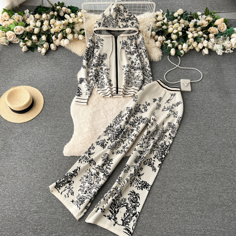 Fashion suit women's spring and autumn ink painting jacquard zipper hooded knitted sweatshirt two-piece set high waist wide leg pants Fashion suit women's spring and autumn ink painting jacquard zipper hooded knitted sweatshirt two-piece set high waist wide leg pants