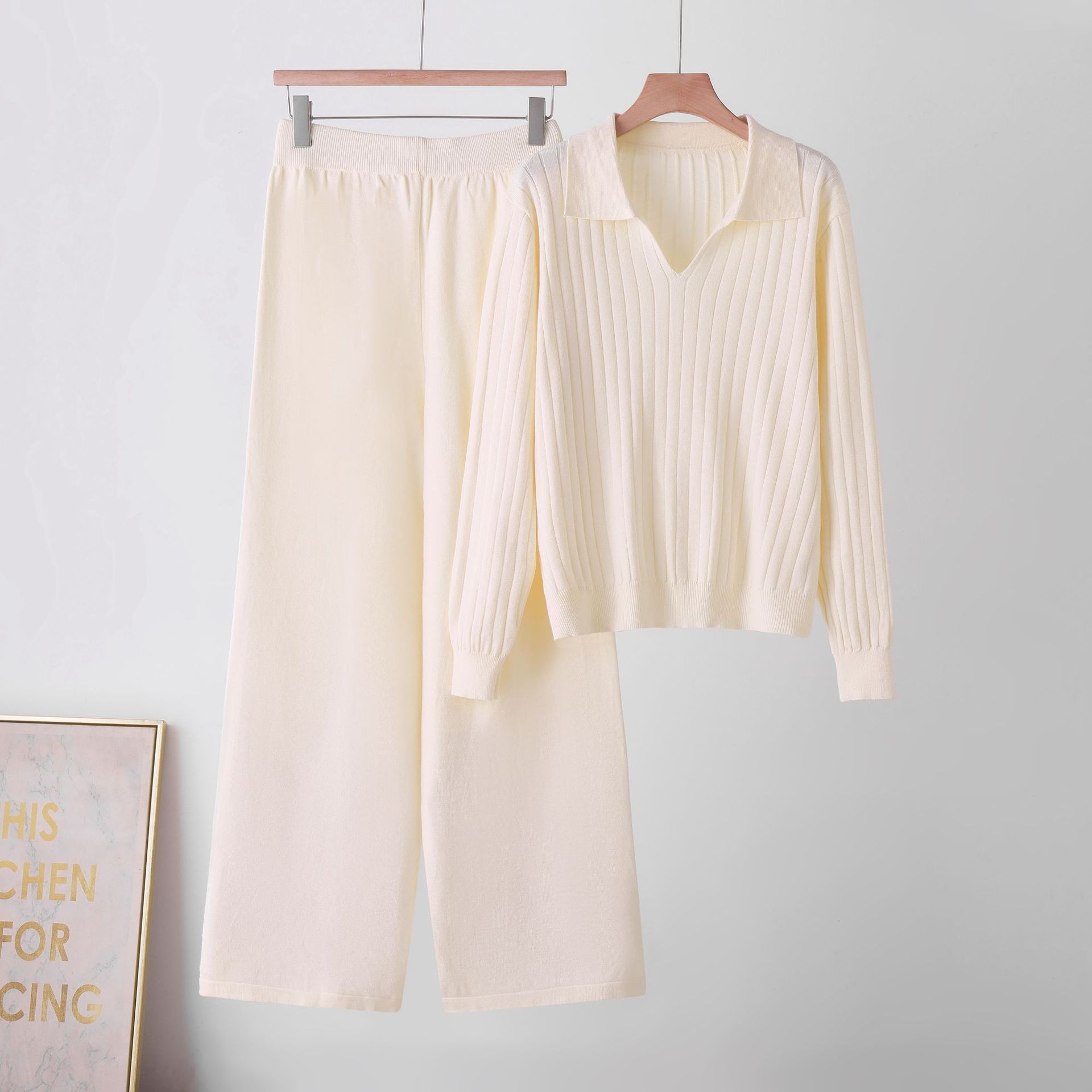 2026 Autumn/Winter New Solid Color Polo Collar Sweater Set for Women, Fashionable, Slim, Versatile, Casual Knitwear, Straight Pants 2026 Autumn/Winter New Solid Color Polo Collar Sweater Set for Women, Fashionable, Slim, Versatile, Casual Knitwear, Straight Pants