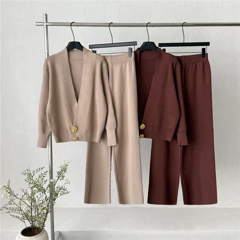 Cross border fashion knitted suit women's 2026 spring new product women's clothing European and American street deep V cardigan jacket wide leg pants