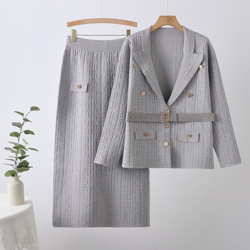 Cross border new comfortable women's clothing maze jacquard pattern B-shaped breasted lapel, waist cinched knit long sleeved pants set Cross border new comfortable women's clothing maze jacquard pattern B-shaped breasted lapel, waist cinched knit long sleeved pants set