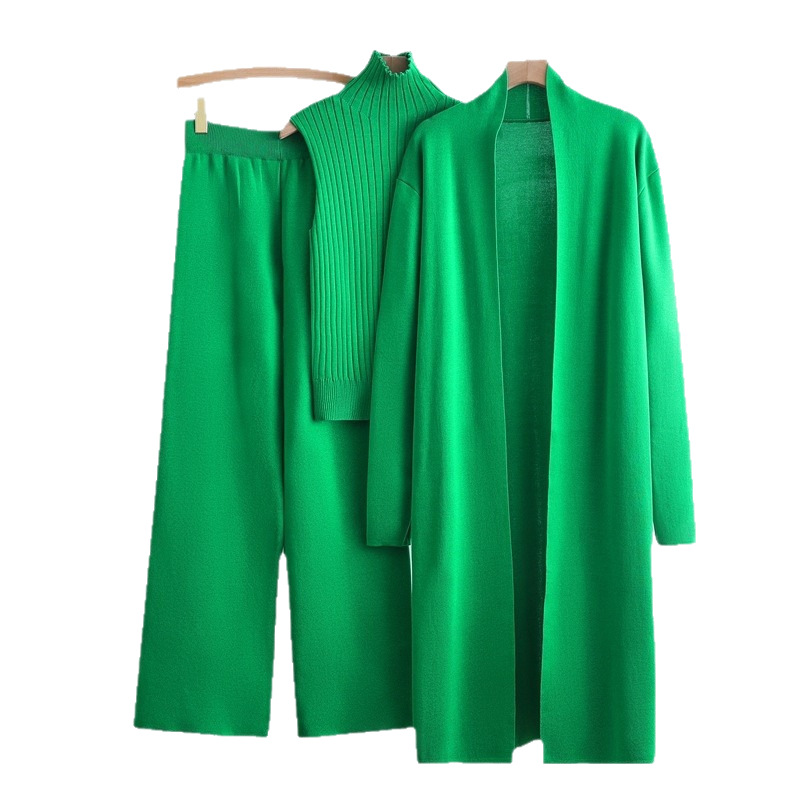Autumn and winter goddess style long windbreaker, high neck, inner vest, sweater, elastic waist, wide leg pants, knitted three piece set Autumn and winter goddess style long windbreaker, high neck, inner vest, sweater, elastic waist, wide leg pants, knitted three piece set