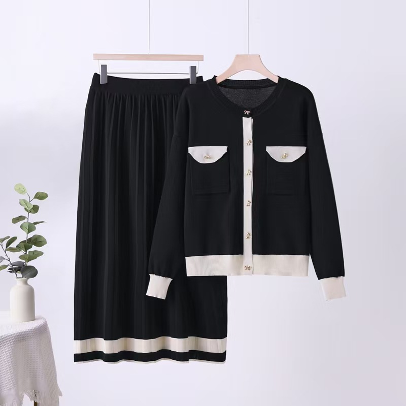 Cross border new Korean knitted cardigan loose and lazy V-neck jacket cardigan casual pleated skirt set Cross border new Korean knitted cardigan loose and lazy V-neck jacket cardigan casual pleated skirt set