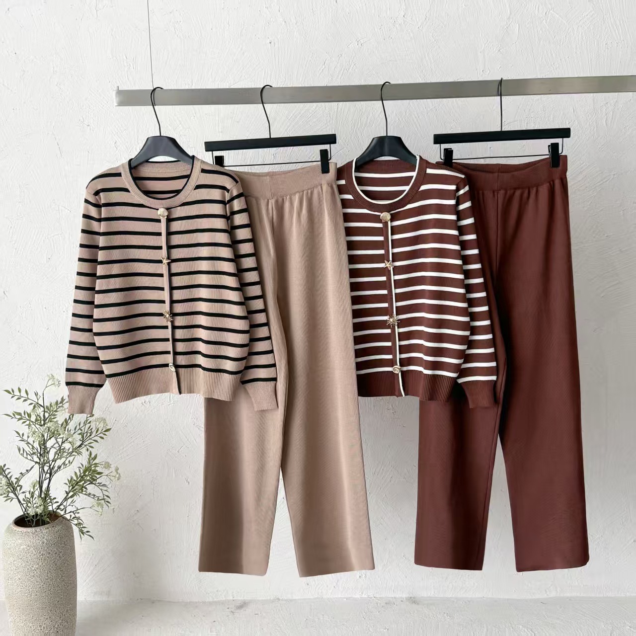 Cross border small fragrance striped knitted suit women's round neck metal buckle cardigan high waisted hanging wide leg pants two-piece set
