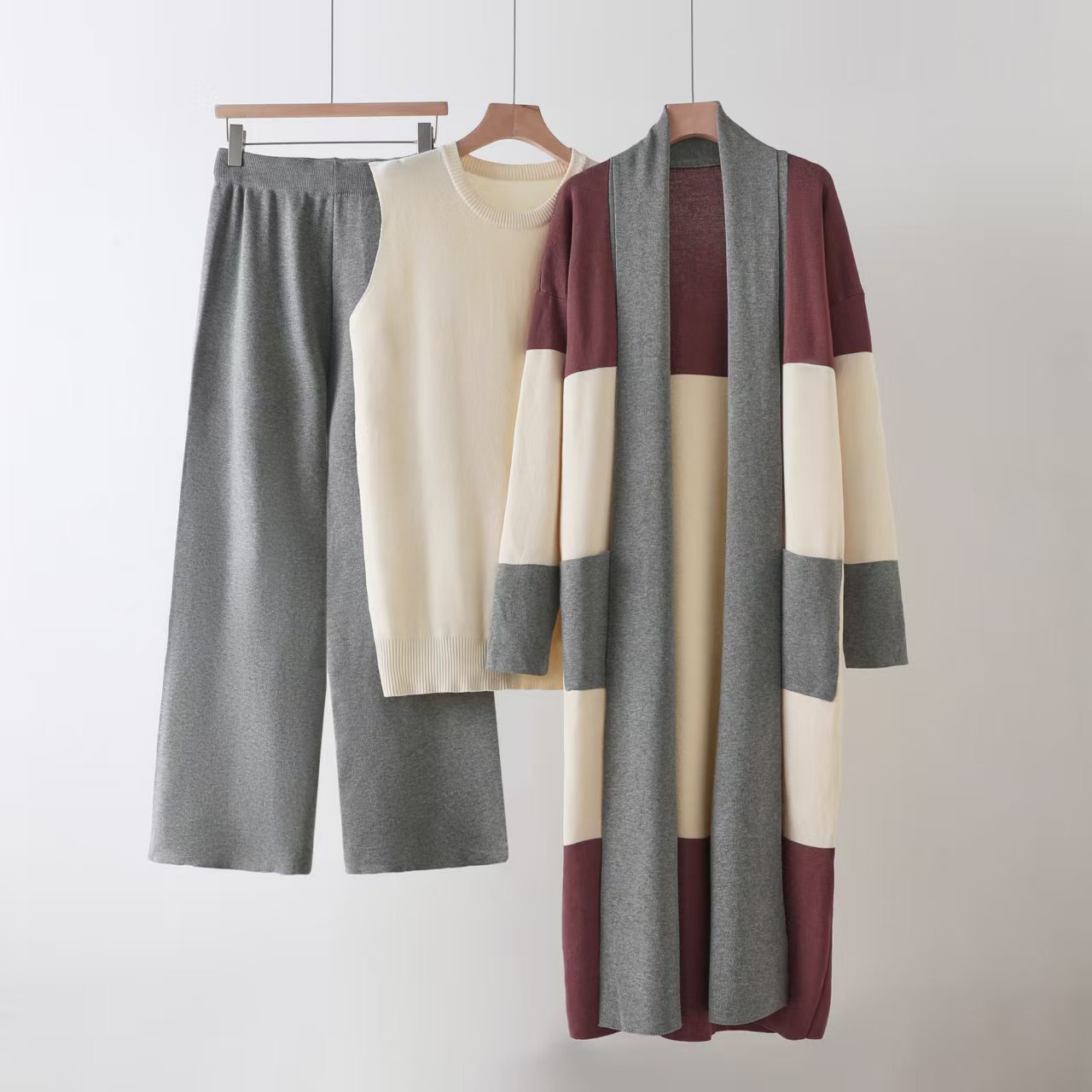 Cross border European and American fashion 2025 loose cardigan jacket knitted three piece set vest wide leg pants casual lazy suit