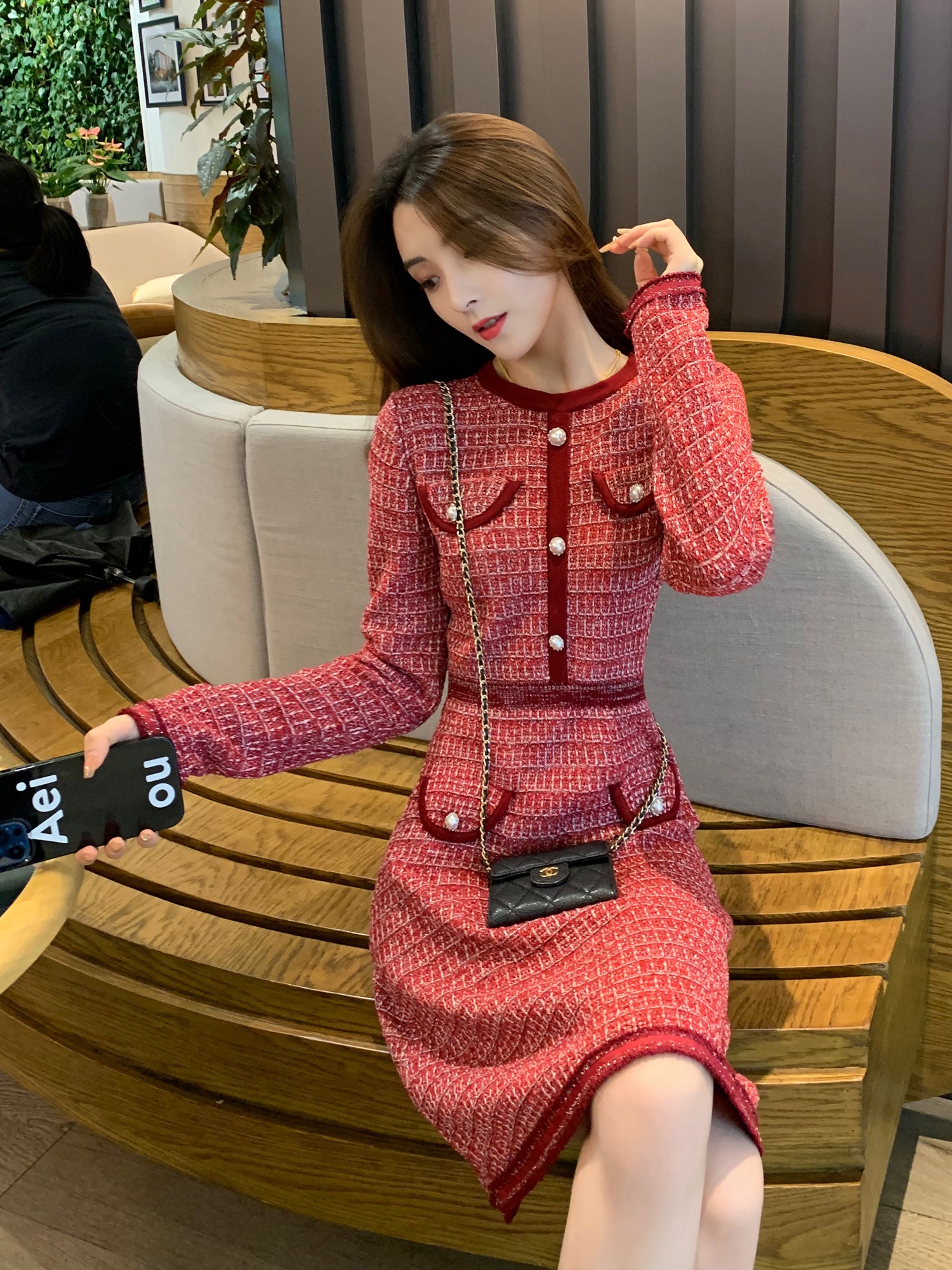 Korean Xiaoxiangfeng, high-end, socialite temperament, knitted sweater dress, women's autumn and winter petite waist bag, hip skirt