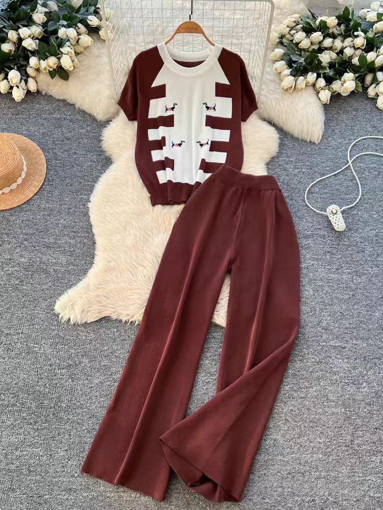 Korean commuting style embroidered puppy knitted versatile two-piece set for women's summer high waist wide leg pants slimming fashion set Korean commuting style embroidered puppy knitted versatile two-piece set for women's summer high waist wide leg pants slimming fashion set