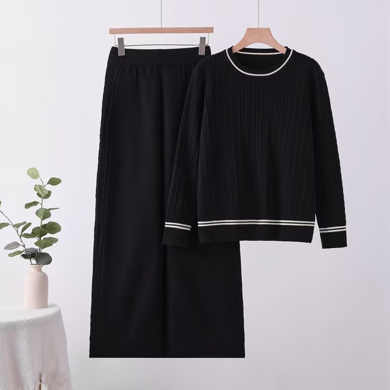 Fashionable European and American 2025 autumn and winter solid color knitted long sleeved top, wide leg pants, loose and slimming suit, comfortable